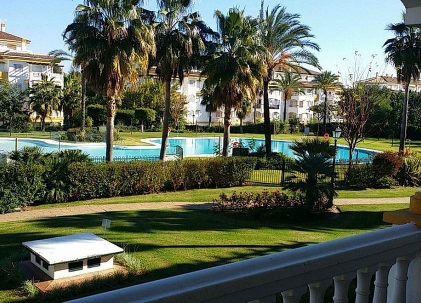 Resale - Apartment - Penthouse - Marbella - Puerto Banús