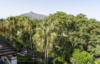 Resale - Apartment - Penthouse - Marbella - Puerto Banús