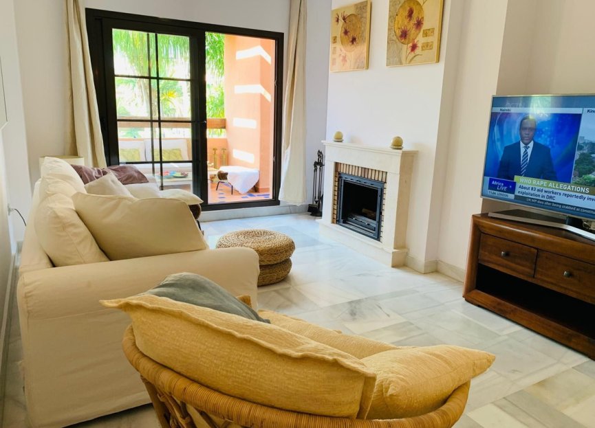 Resale - Apartment - Middle Floor Apartment - Estepona - Hacienda del Sol