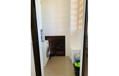 Resale - Apartment - Middle Floor Apartment - Estepona - Hacienda del Sol