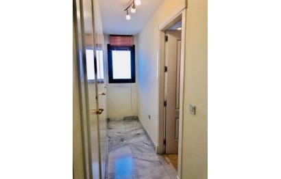 Resale - Apartment - Middle Floor Apartment - Estepona - Hacienda del Sol