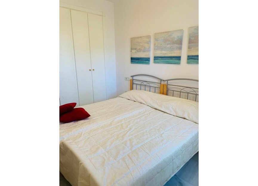 Resale - Apartment - Middle Floor Apartment - Estepona - Hacienda del Sol