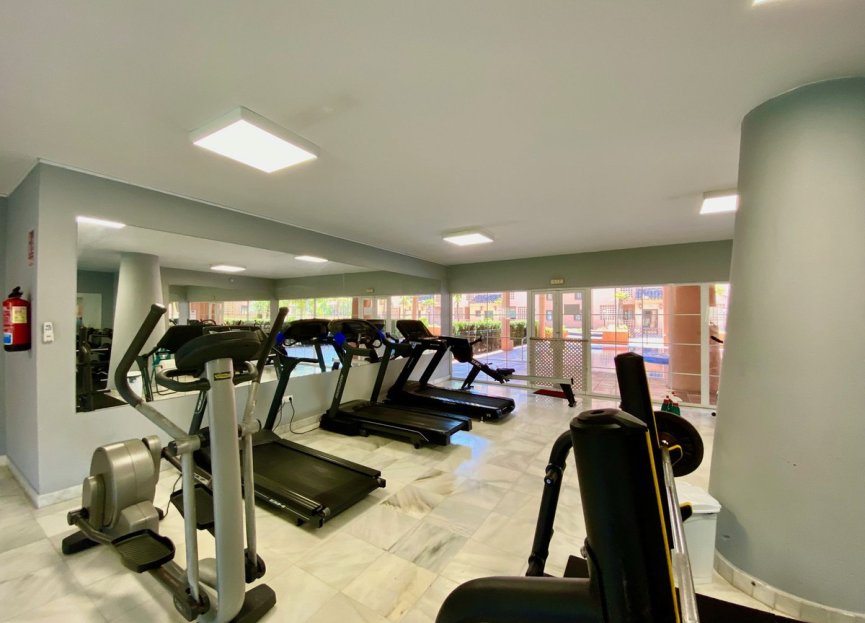 Resale - Apartment - Middle Floor Apartment - Estepona - Hacienda del Sol