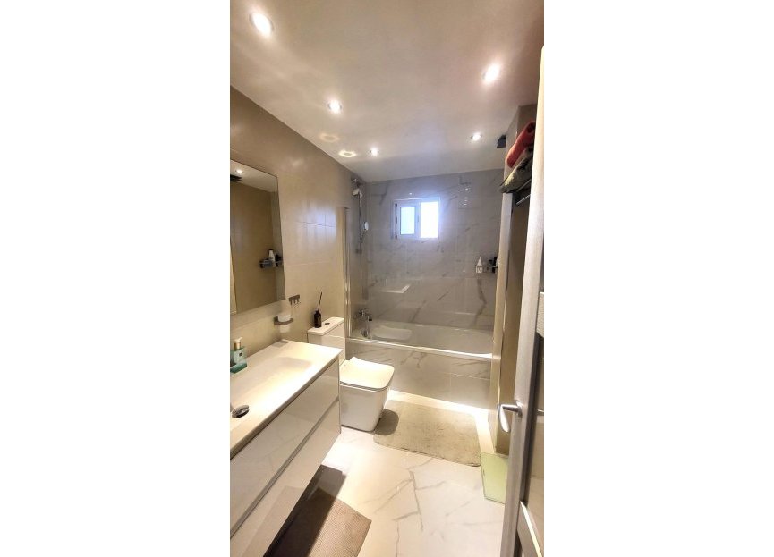 Resale - Apartment - Top Floor Apartment - Mijas - Riviera Del Sol