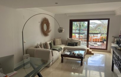 Resale - Apartment - Penthouse - Benahavís - Benahavís Centro