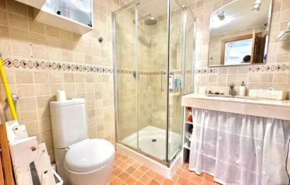 Resale - Apartment - Middle Floor Apartment - Benalmádena - Benalmadena Centro