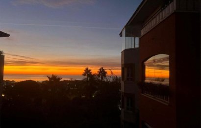 Resale - Apartment - Middle Floor Apartment - Benalmádena - Benalmadena Centro