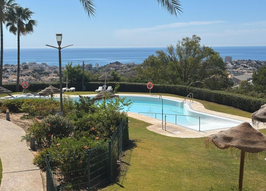 Resale - Apartment - Middle Floor Apartment - Benalmádena - Benalmadena Centro