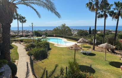 Resale - Apartment - Middle Floor Apartment - Benalmádena - Benalmadena Centro