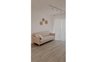 Resale - Apartment - Middle Floor Apartment - Mijas - Riviera Del Sol