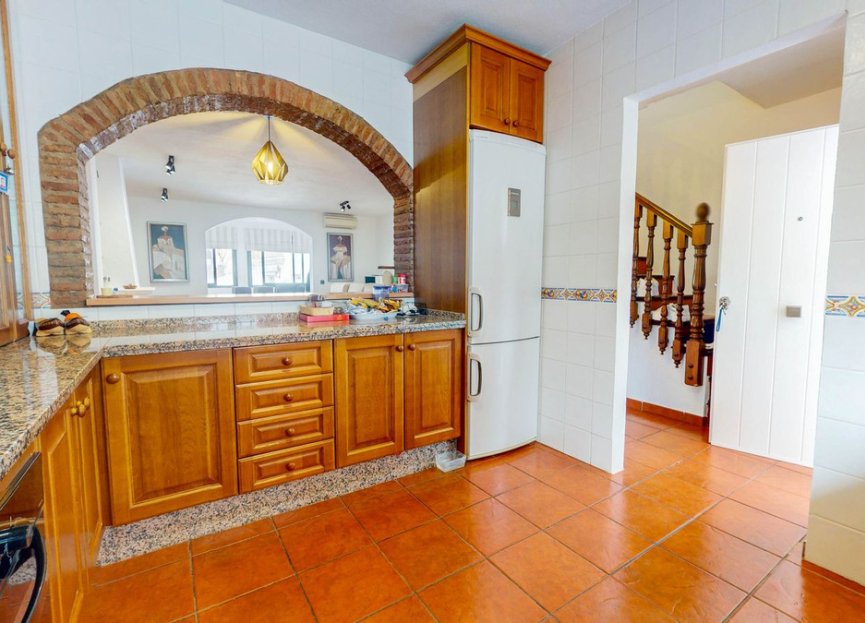 Resale - House - Semi-Detached House - Benahavís - Benahavís Centro