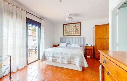 Resale - House - Semi-Detached House - Benahavís - Benahavís Centro