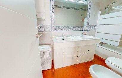 Resale - House - Semi-Detached House - Benahavís - Benahavís Centro