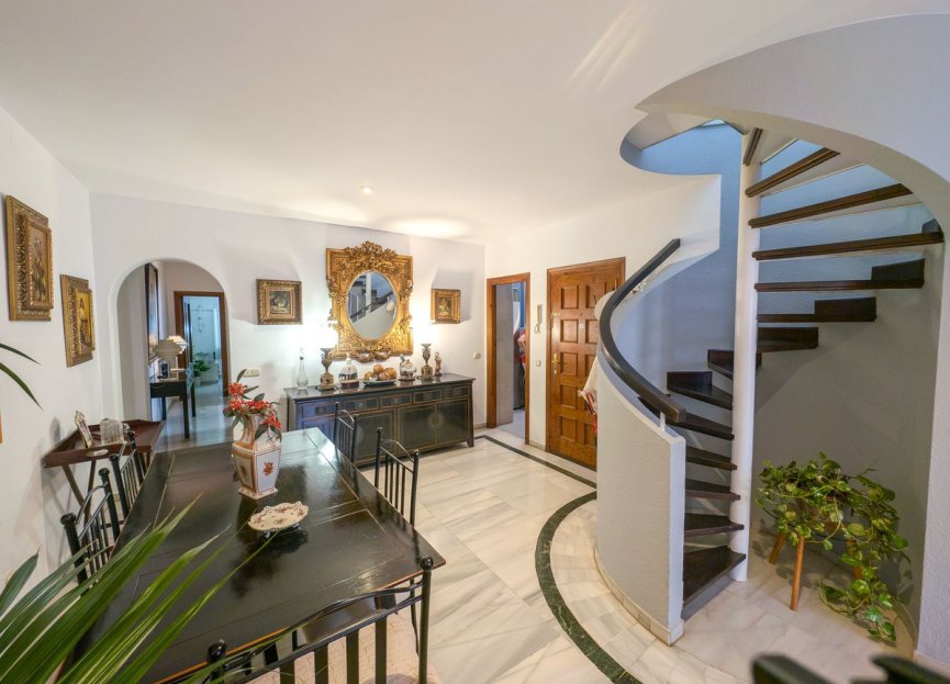 Resale - Apartment - Penthouse - Marbella - Marbella Centro