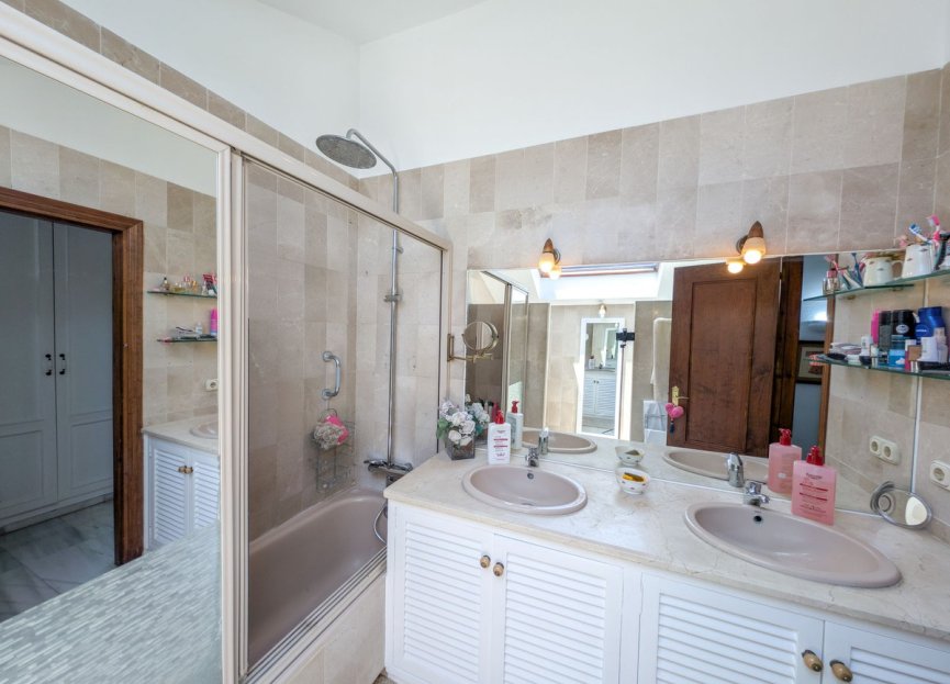 Resale - Apartment - Penthouse - Marbella - Marbella Centro