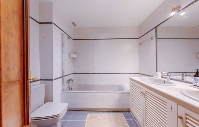 Resale - Apartment - Penthouse - Marbella - Marbella Centro