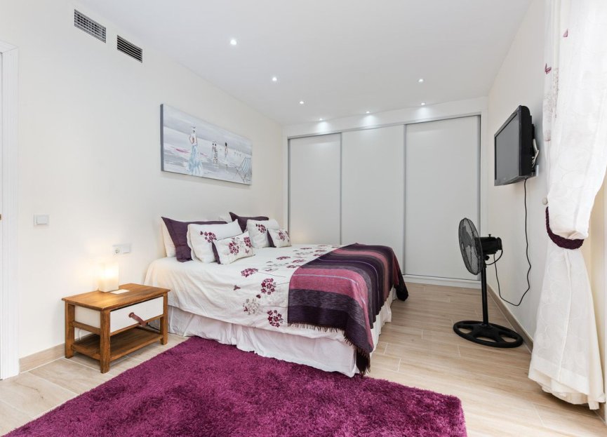 Resale - House - Townhouse - Estepona - Estepona Centro