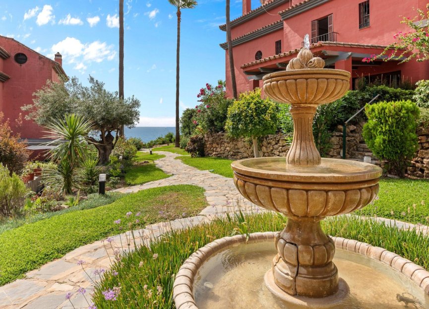 Resale - House - Townhouse - Estepona - Estepona Centro