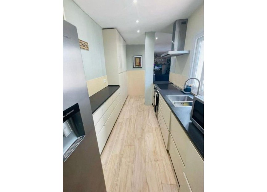 Resale - House - Detached Villa - Benahavís - Benahavís Centro