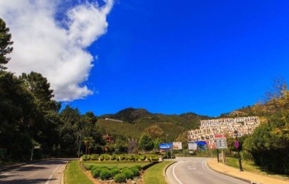 Resale - House - Detached Villa - Benahavís - Benahavís Centro