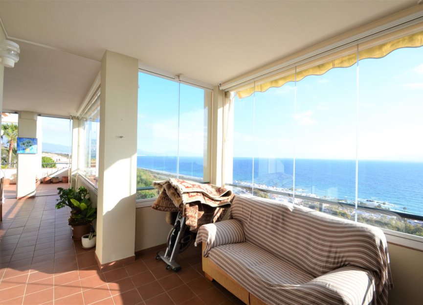 Resale - Apartment - Middle Floor Apartment - Manilva - La Duquesa