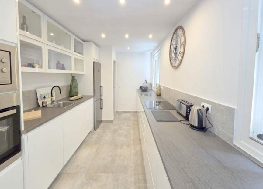 Resale - House - Detached Villa - Manilva - Manilva Centro