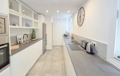 Resale - House - Detached Villa - Manilva - Manilva Centro