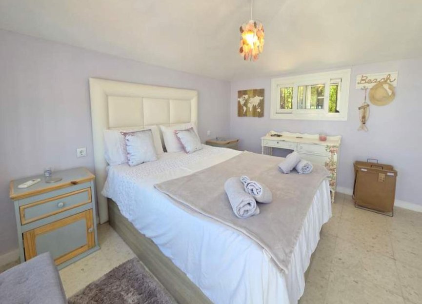 Resale - House - Detached Villa - Manilva - Manilva Centro