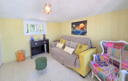 Resale - House - Detached Villa - Manilva - Manilva Centro