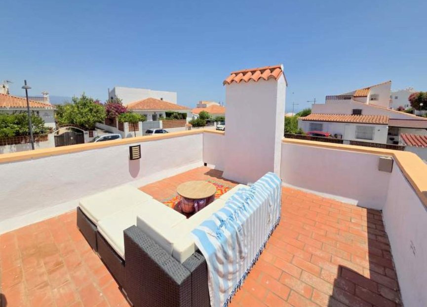 Resale - House - Detached Villa - Manilva - Manilva Centro