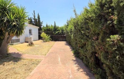 Resale - House - Detached Villa - Manilva - Manilva Centro