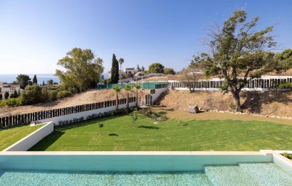 Resale - House - Detached Villa - Benalmádena - Benalmadena Centro