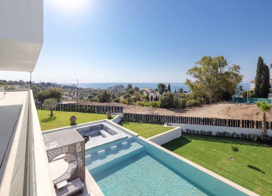 Resale - House - Detached Villa - Benalmádena - Benalmadena Centro