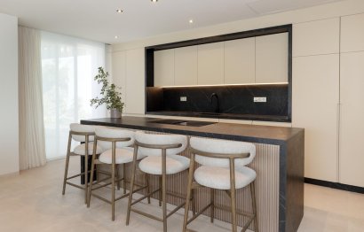 Resale - House - Detached Villa - Benalmádena - Benalmadena Centro