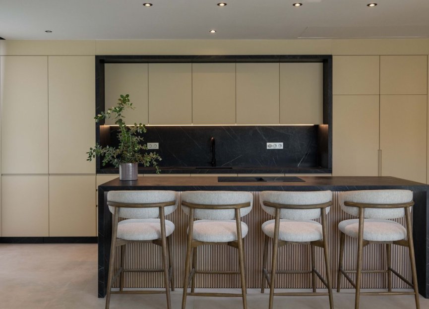 Resale - House - Detached Villa - Benalmádena - Benalmadena Centro