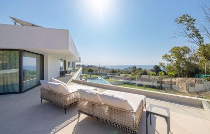 Resale - House - Detached Villa - Benalmádena - Benalmadena Centro