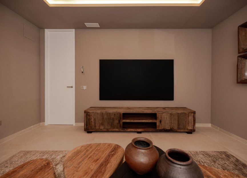 Resale - House - Detached Villa - Benalmádena - Benalmadena Centro