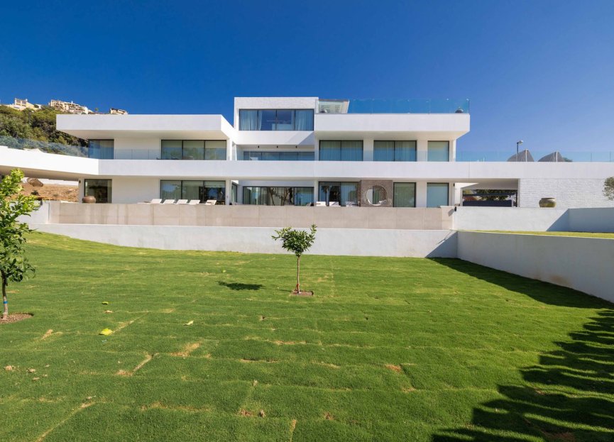 Resale - House - Detached Villa - Benalmádena - Benalmadena Centro