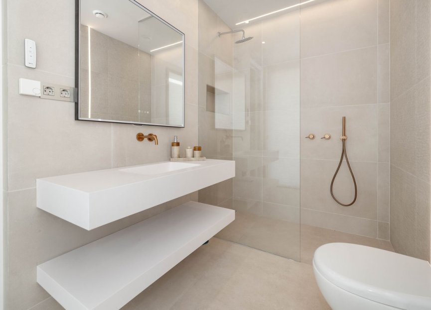 Resale - House - Detached Villa - Benalmádena - Benalmadena Centro