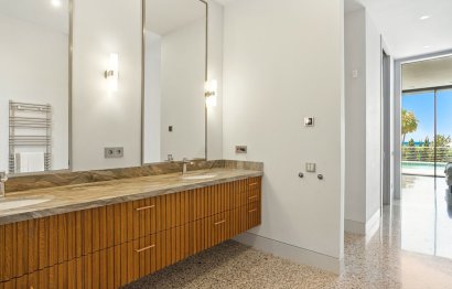 Reventa - House - Detached Villa - Marbella - Elviria