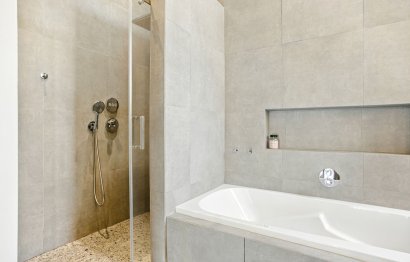 Reventa - House - Detached Villa - Marbella - Elviria