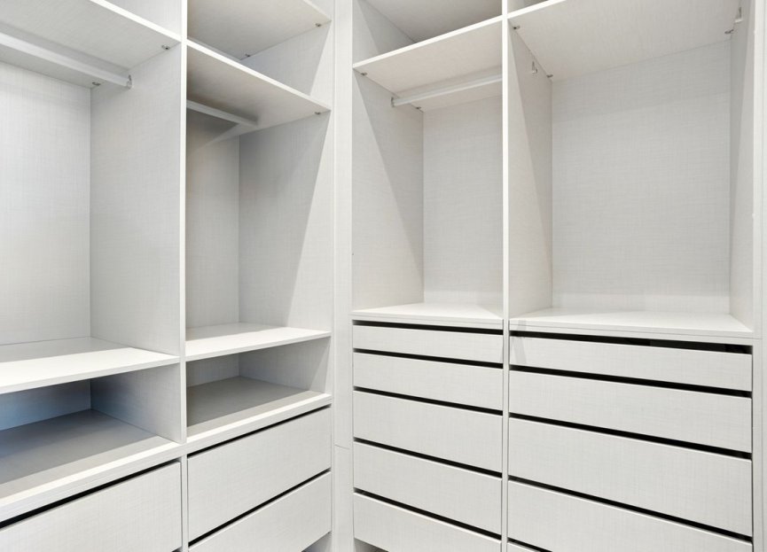 Reventa - House - Detached Villa - Marbella - Elviria