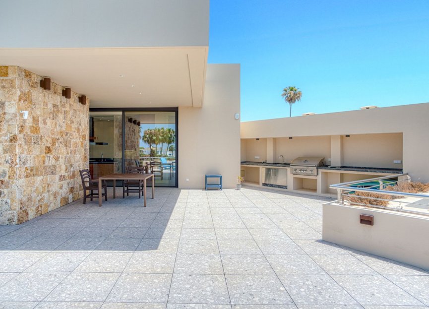 Reventa - House - Detached Villa - Marbella - Elviria