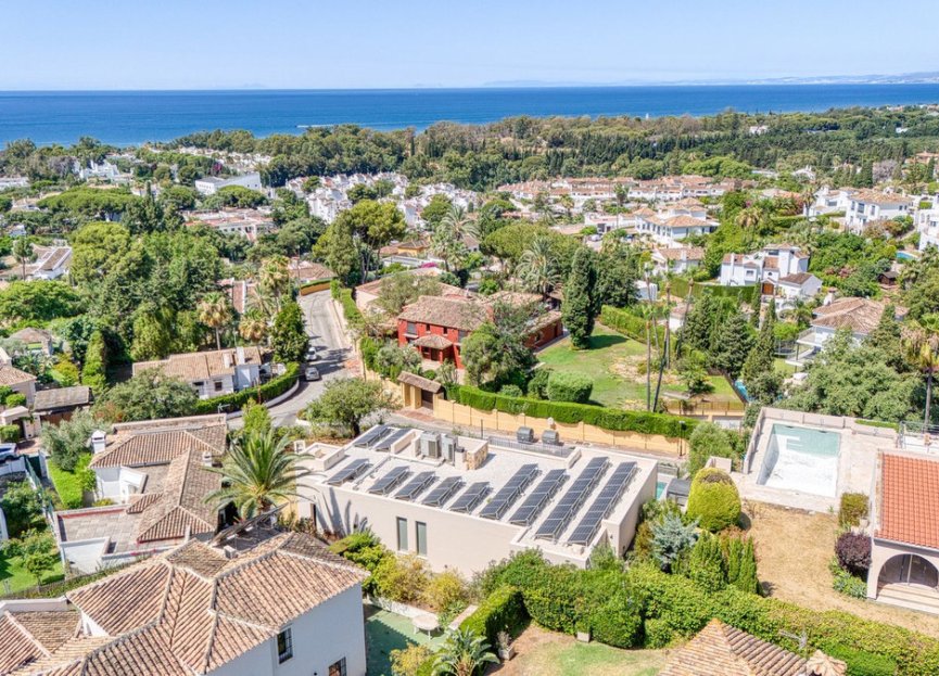 Reventa - House - Detached Villa - Marbella - Elviria