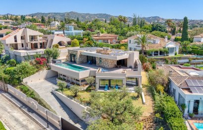 Reventa - House - Detached Villa - Marbella - Elviria