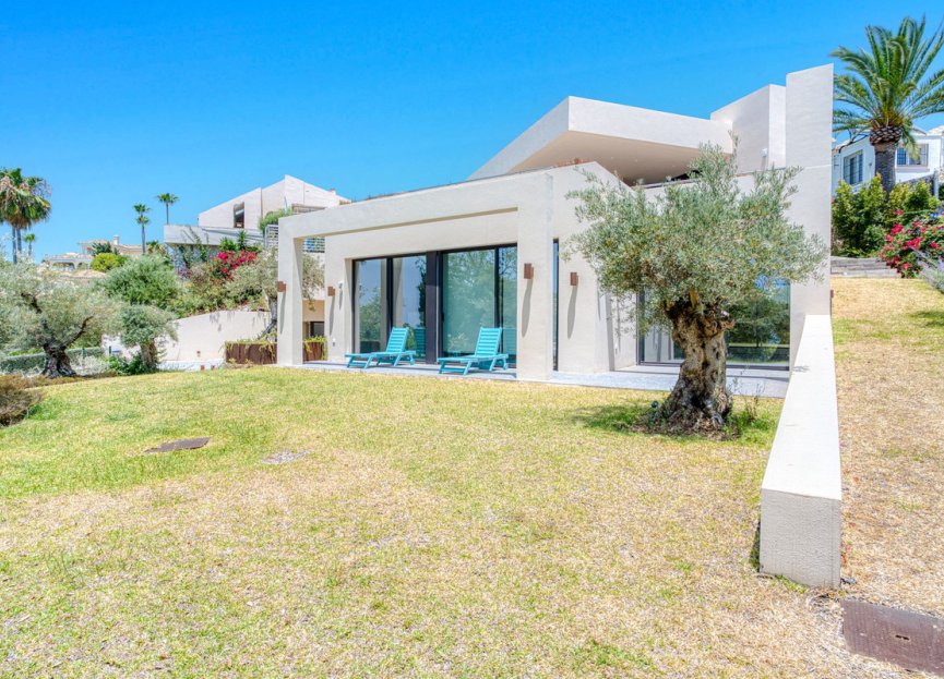 Reventa - House - Detached Villa - Marbella - Elviria