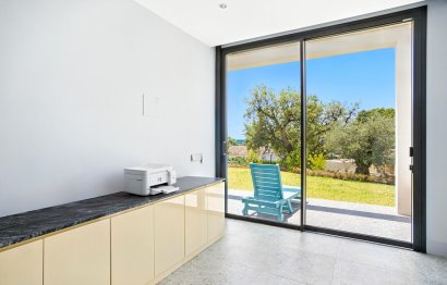 Reventa - House - Detached Villa - Marbella - Elviria