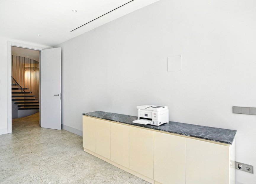 Reventa - House - Detached Villa - Marbella - Elviria