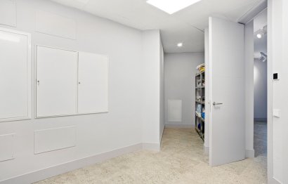 Reventa - House - Detached Villa - Marbella - Elviria