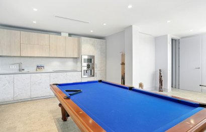 Reventa - House - Detached Villa - Marbella - Elviria